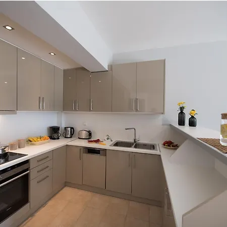 Pearl Mansions Βίλα