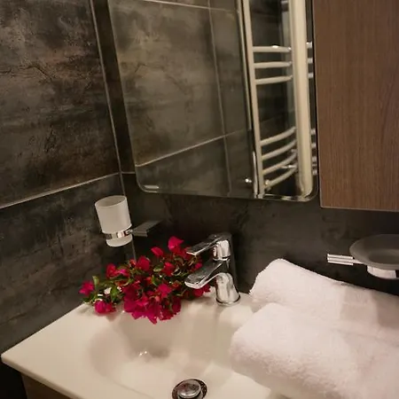 Pearl Mansions * Νικιάνα