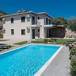 فيلة Pearl Mansions