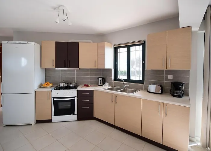 Pearl Mansions Nikiana