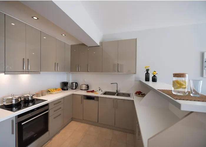 Pearl Mansions Villa